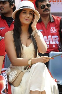 Actress Parul Yadav Hot Photos At CCL Match 3