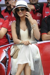 Actress Parul Yadav Hot Photos At CCL Match 4