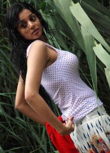 Actress Sanam Shetty Hot Sexy Photos Gallery 6