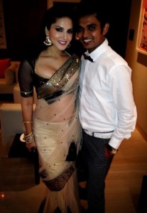 Hot Actress Sunny Leone Latest Sexy Photos in Saree 2