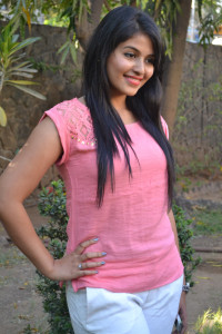 Anjali Cute Photos At Settai Movie Press Meet 1