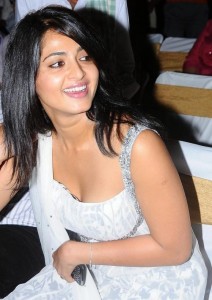 Anushka Cleavage Show Photos in White Dress