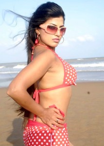 Aarthi Puri Sexy Images