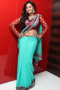 Aarushi Hot Navel Show Photos in Saree 